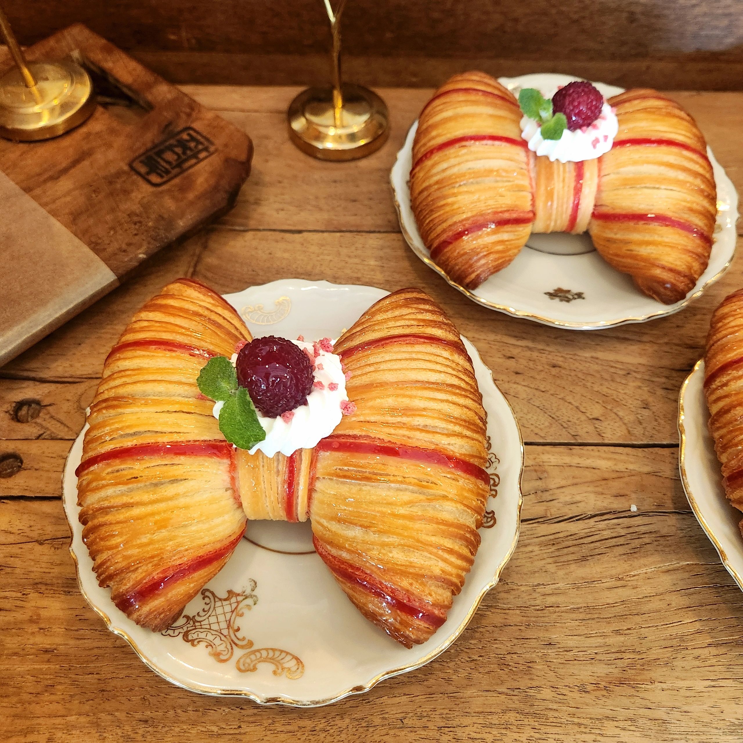 Artisanal berry croissant